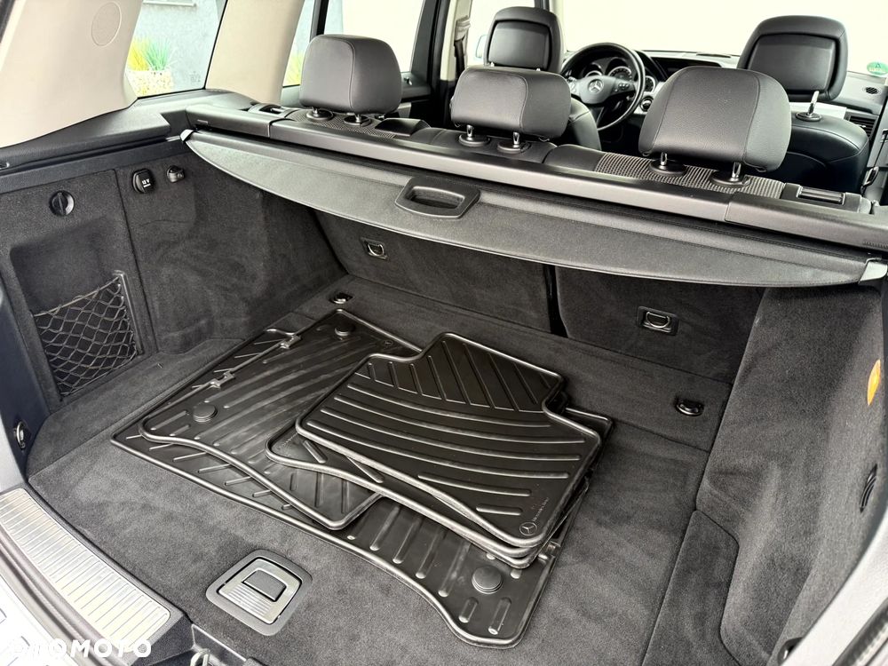 Mercedes-Benz GLK 350 CDI DPF 4Matic 7G-TRONIC SPORT EDITION - 29