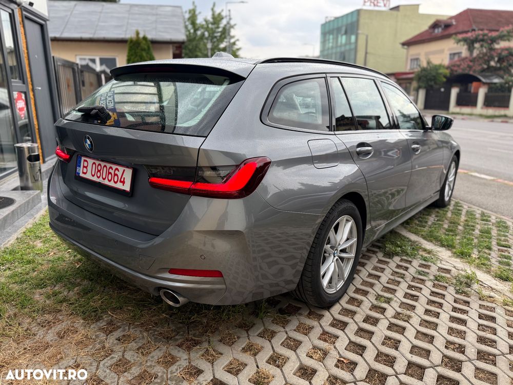 BMW Seria 3 320d Touring xDrive Aut. - 17