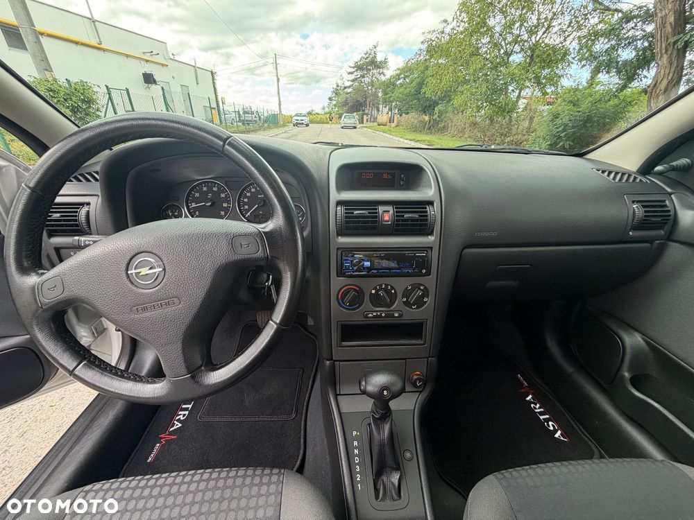 Opel Astra - 12