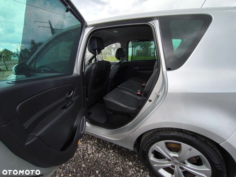 Renault Scenic 1.6dCi Energy Privilege - 14