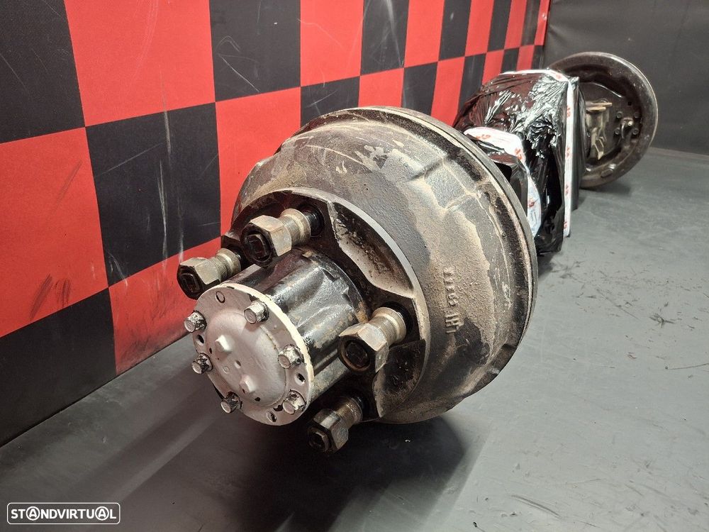 Baínha Do Eixo Traseiro  Mitsubishi Canter (Fe5, Fe6) 6.Generation - 2