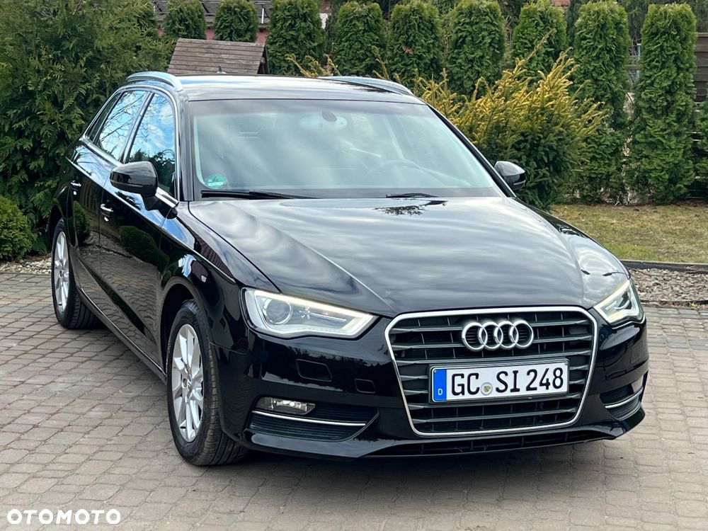 Audi A3 Sportback - 1