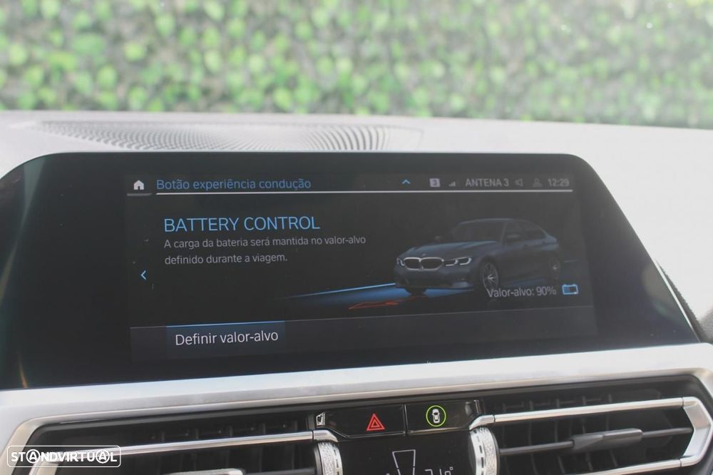 BMW 320 e Line Sport Auto - 26