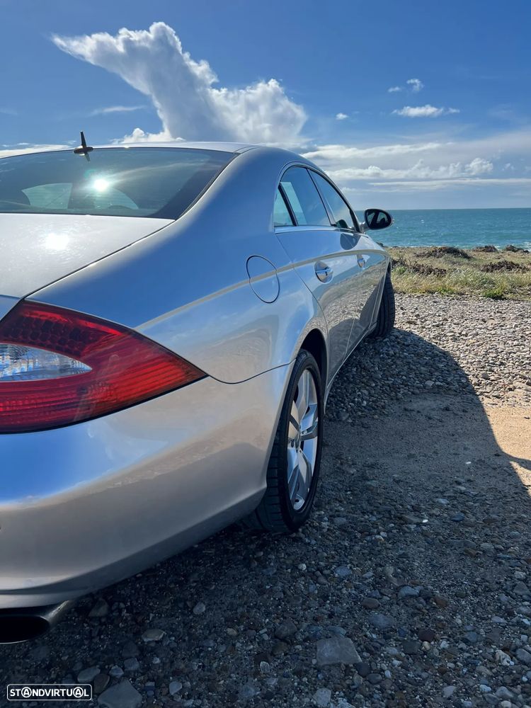 Mercedes-Benz CLS 500 Standard - 11