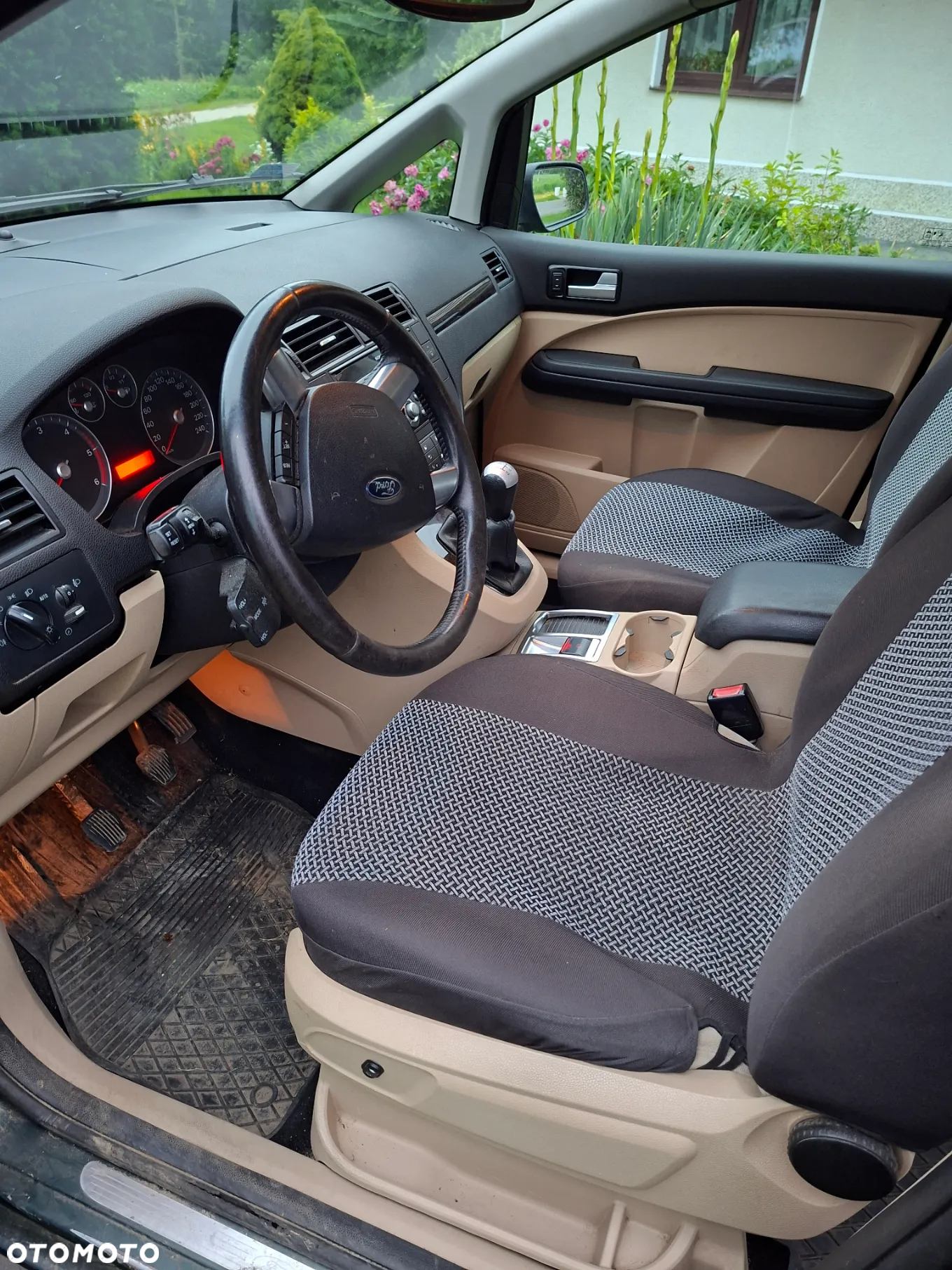 Ford Focus C-Max - 10