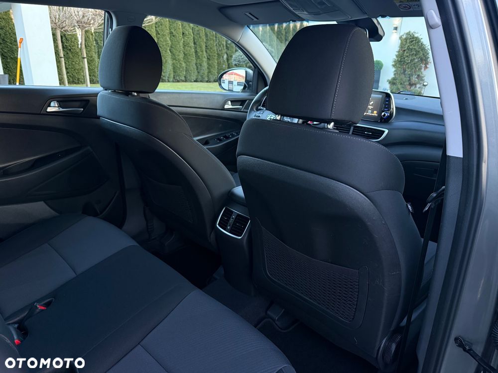 Hyundai Tucson 1.6 GDi 2WD Select - 32