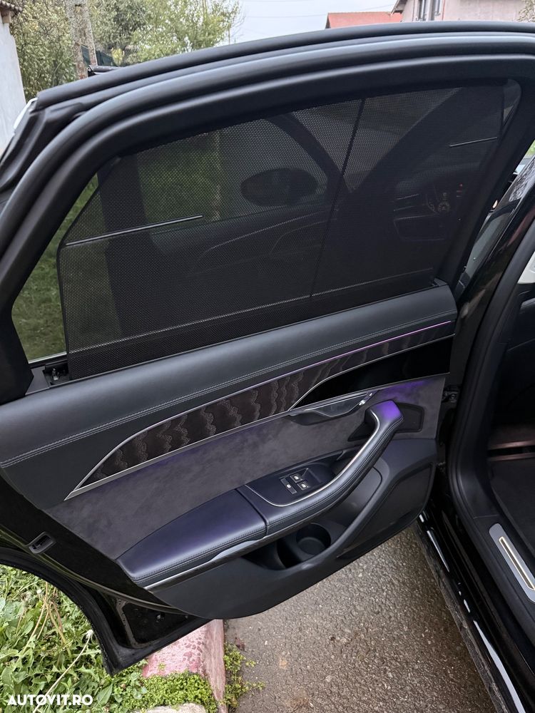Audi A8 - 3