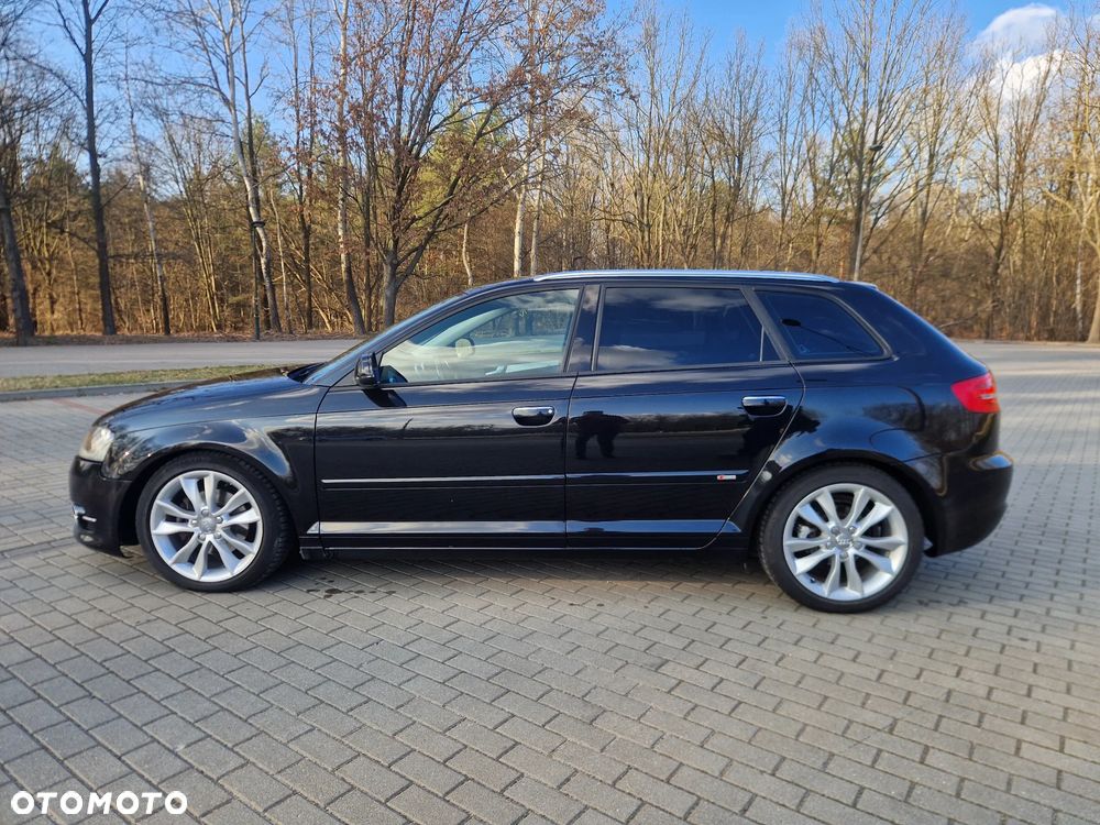 Audi A3 Sportback - 3