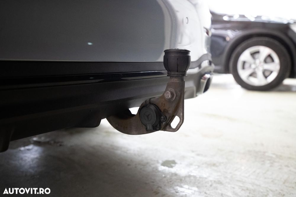 Mercedes-Benz C - 11