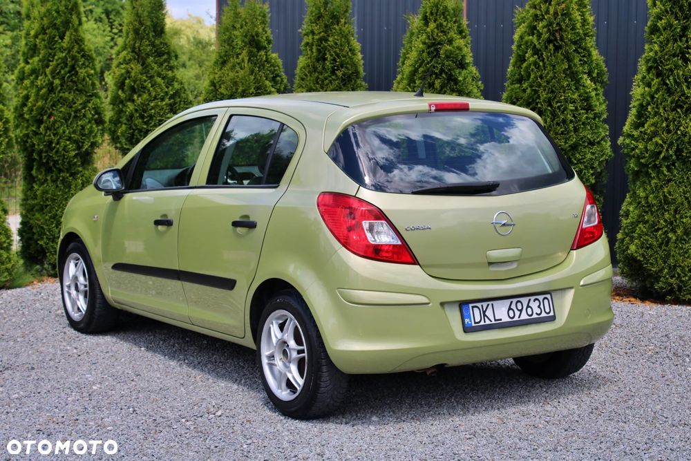 Opel Corsa 1.2 16V - 7