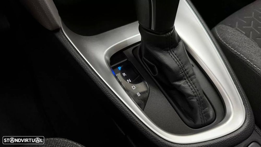 Toyota Yaris Cross 1.5 HDF Comfort - 26