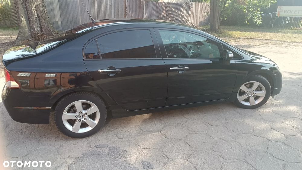 Honda Civic 1.8 Executive - 4