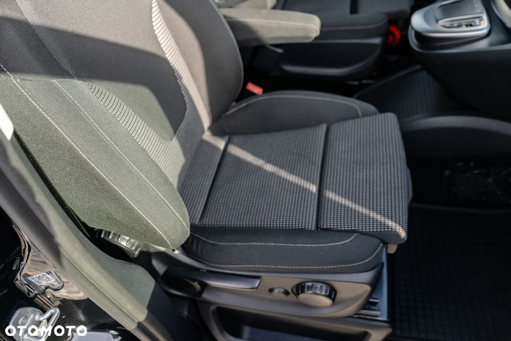 Mercedes-Benz Klasa V 300 d 4-Matic 9G-Tronic (ekstra d³) - 14