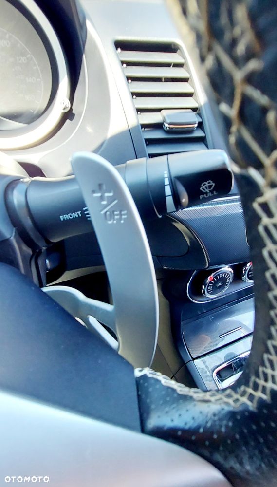 Mitsubishi Lancer - 6