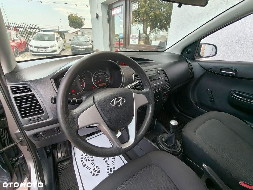 Hyundai i20 - 8