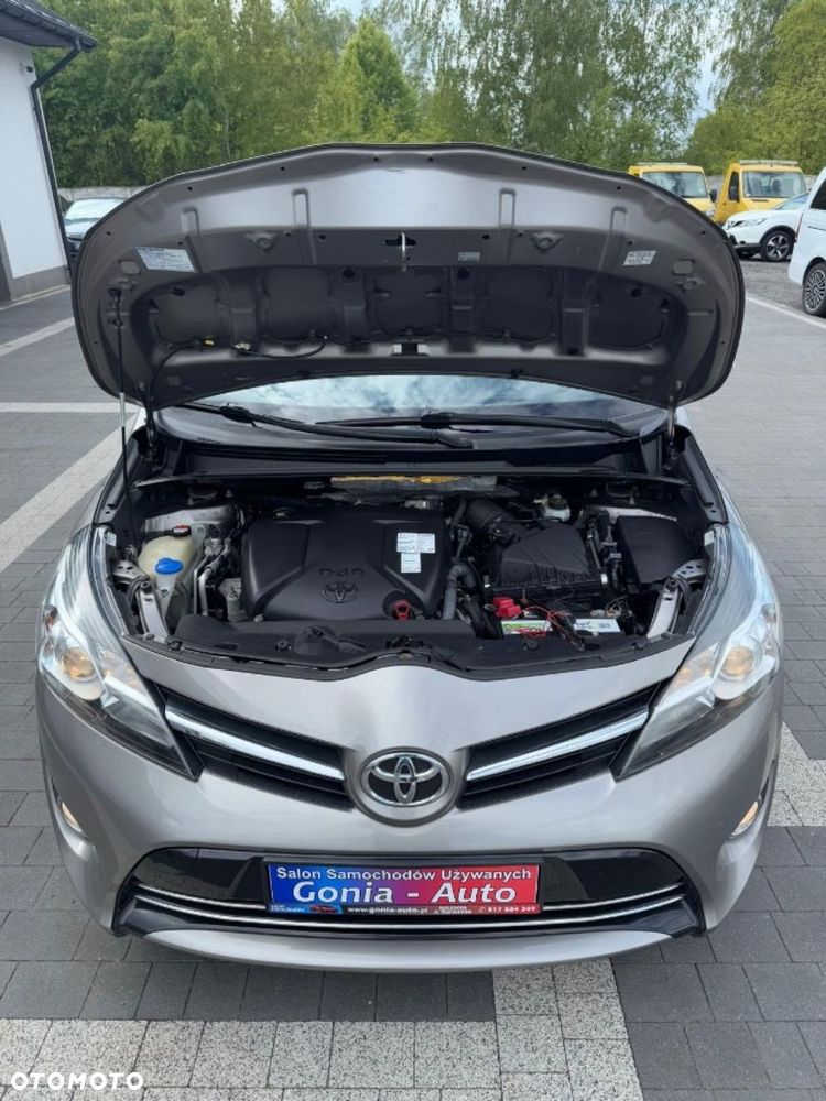 Toyota Corolla Verso - 13