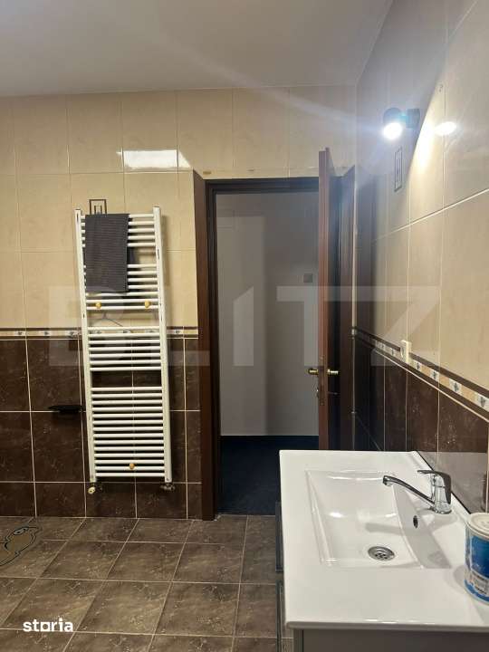 OPORTUNITATE INVESTIȚIE: Apartament de 4 camere, 2 bai, 134mp, Zona S — fotografia 3