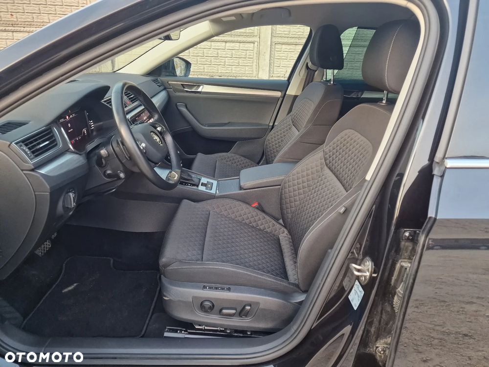 Skoda Superb ver-combi-1-4-tsi-iv-dsg-style - 10