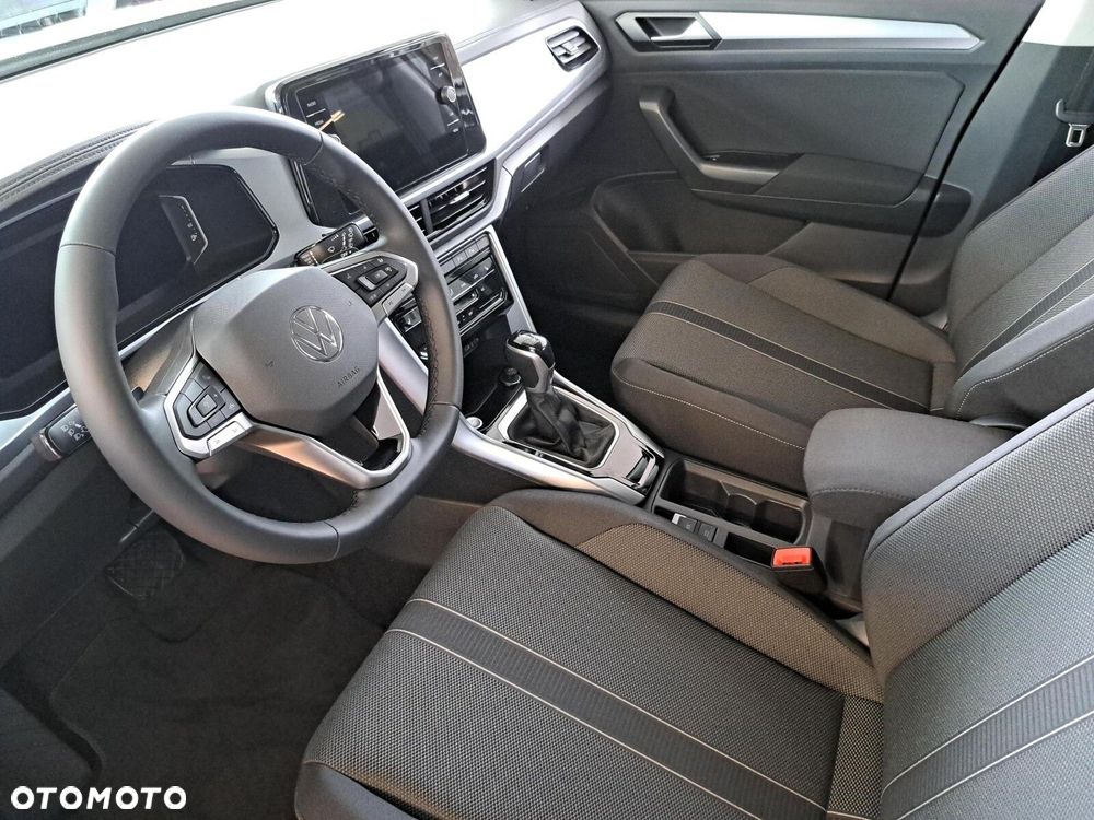 Volkswagen T-Roc - 9