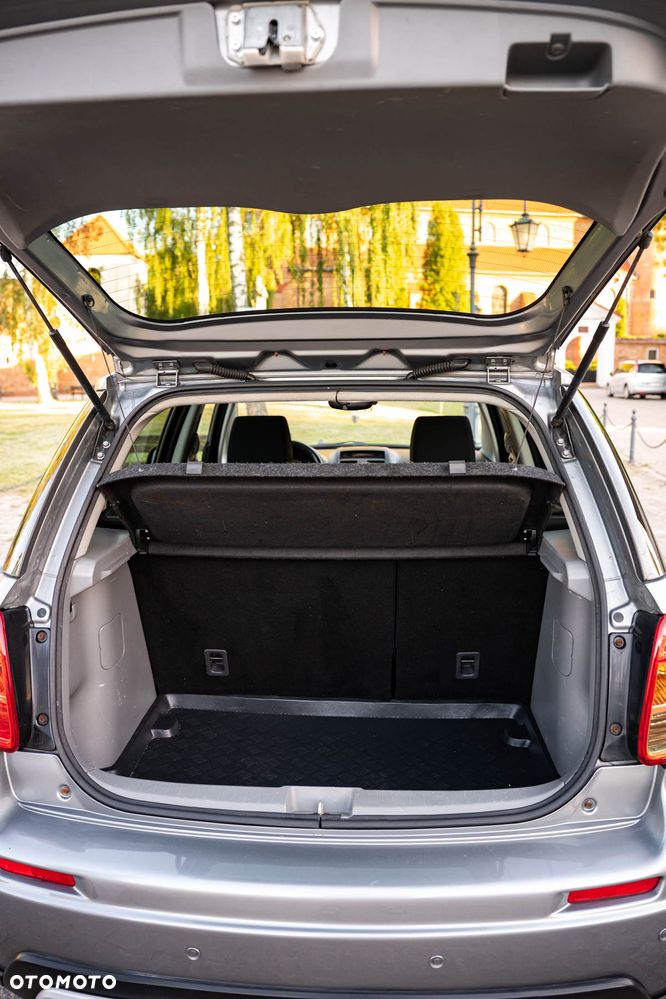 Suzuki SX4 1.6 VVT 4x2 Comfort - 16