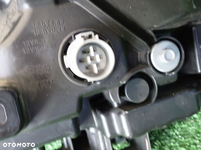 SUZUKI SX4 S-CROSS FULL LED 21- reflektor prawy lampa prawa - 9