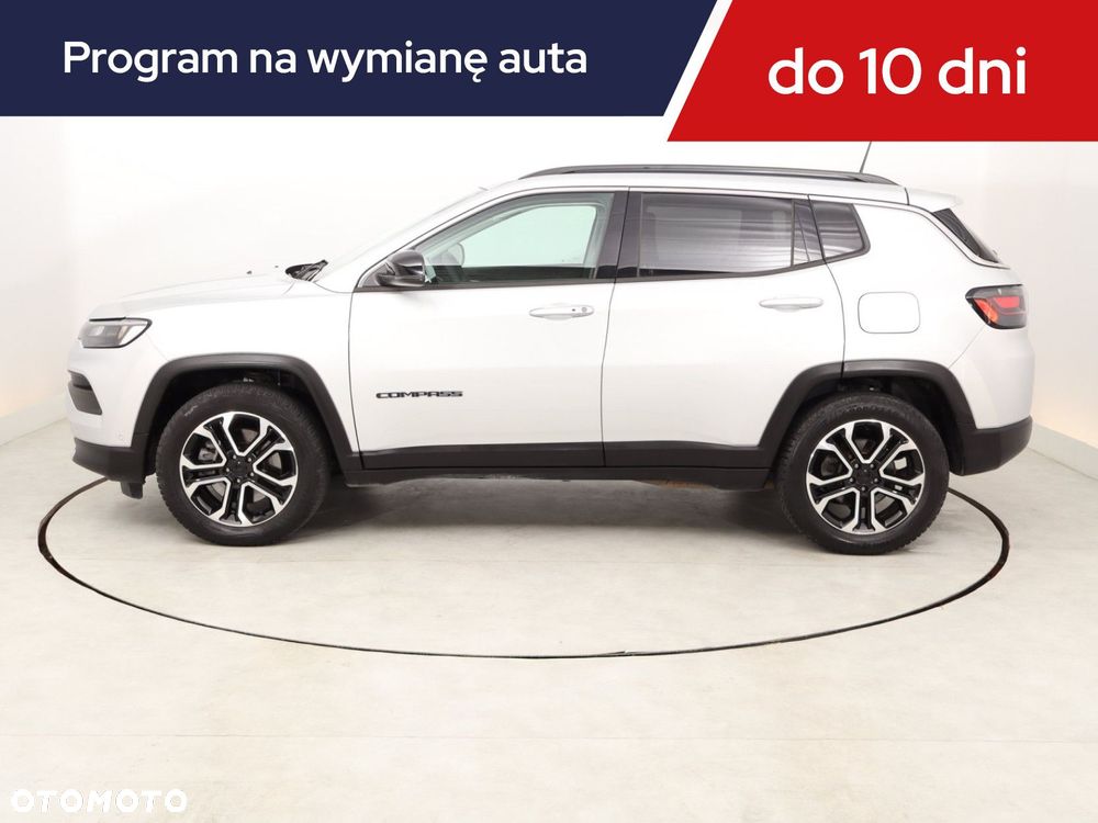 Jeep Compass - 4