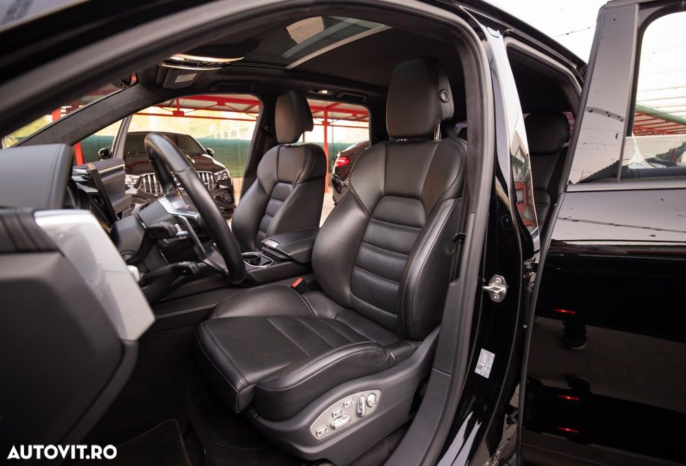 Porsche Cayenne - 11