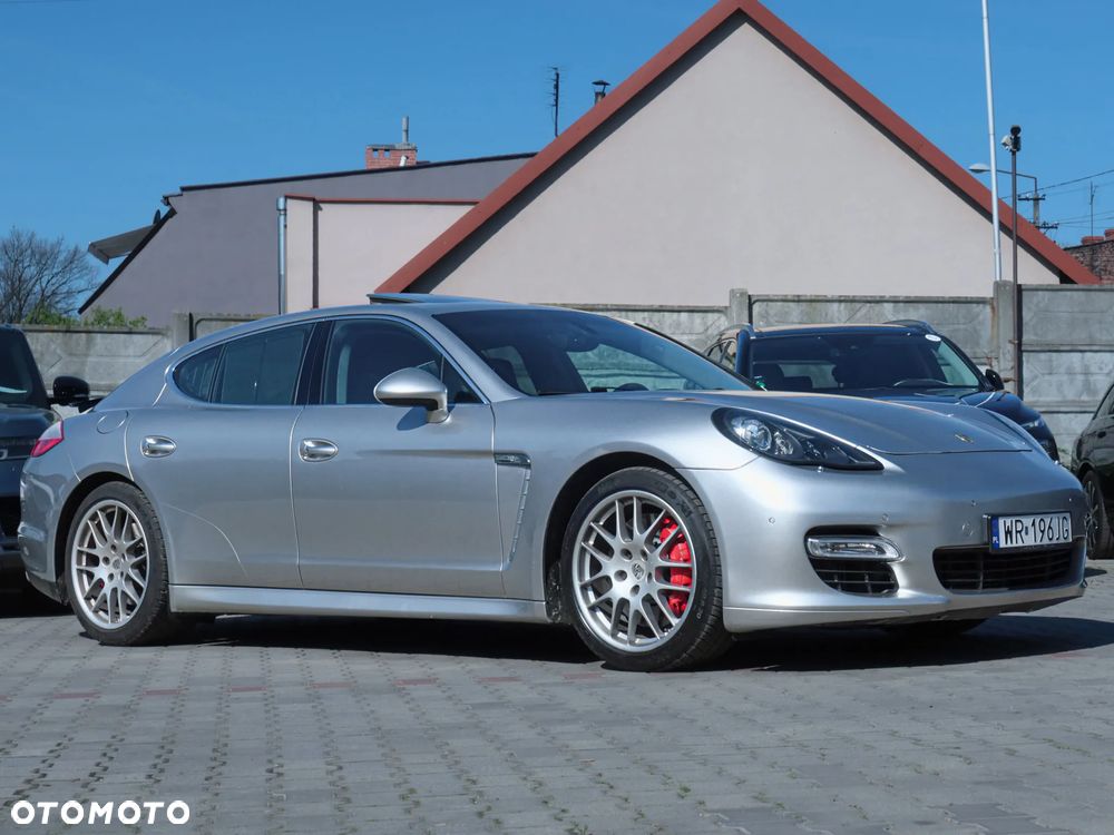 Porsche Panamera Turbo S PDK - 4