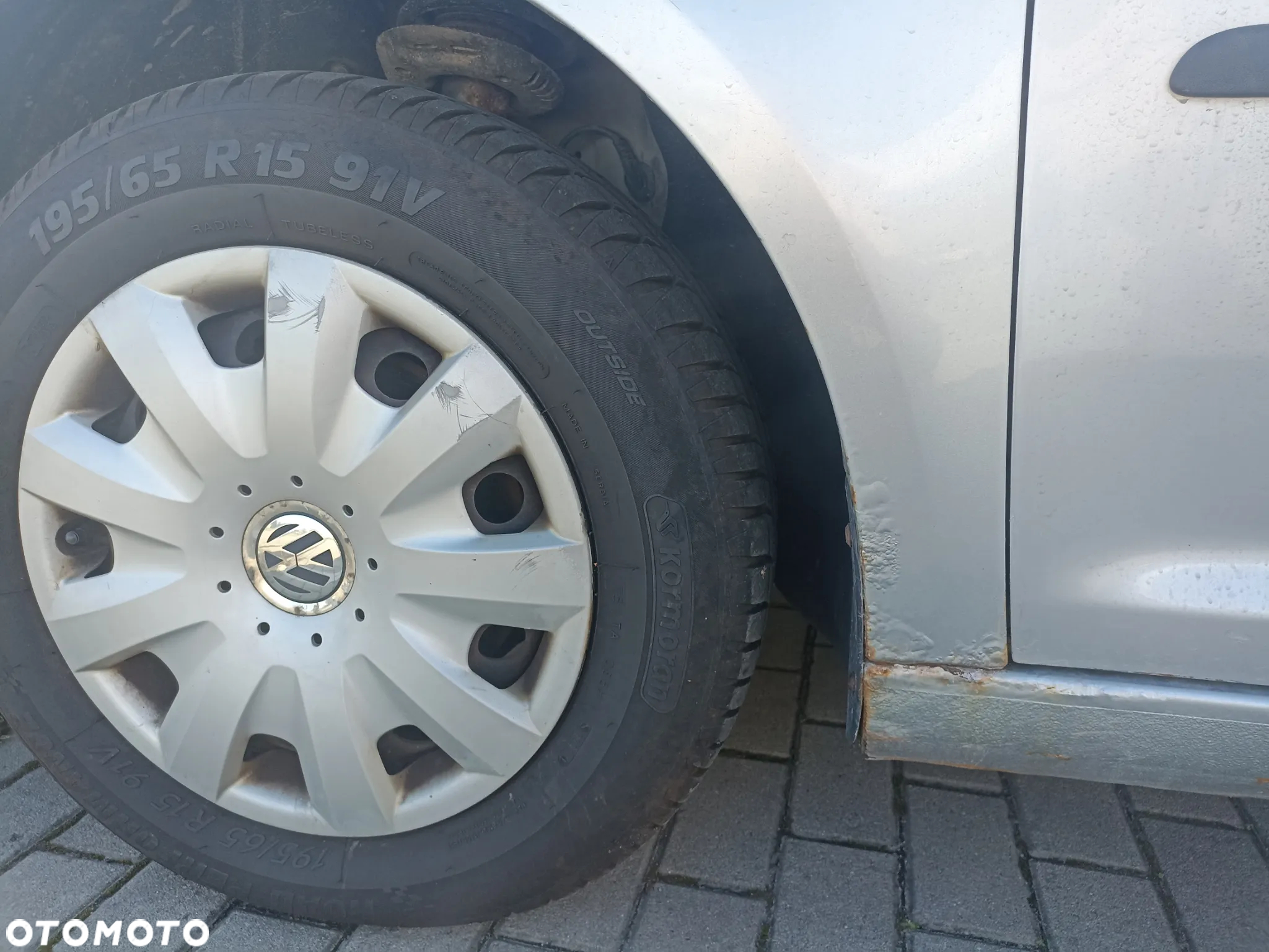 Volkswagen Touran 1.9 TDI Conceptline - 8
