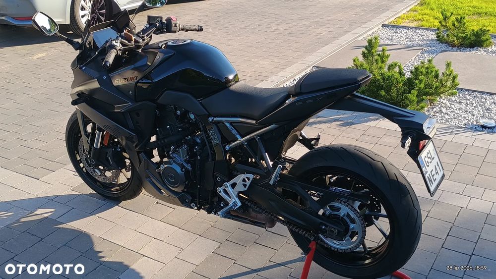 Suzuki GSX-R - 7