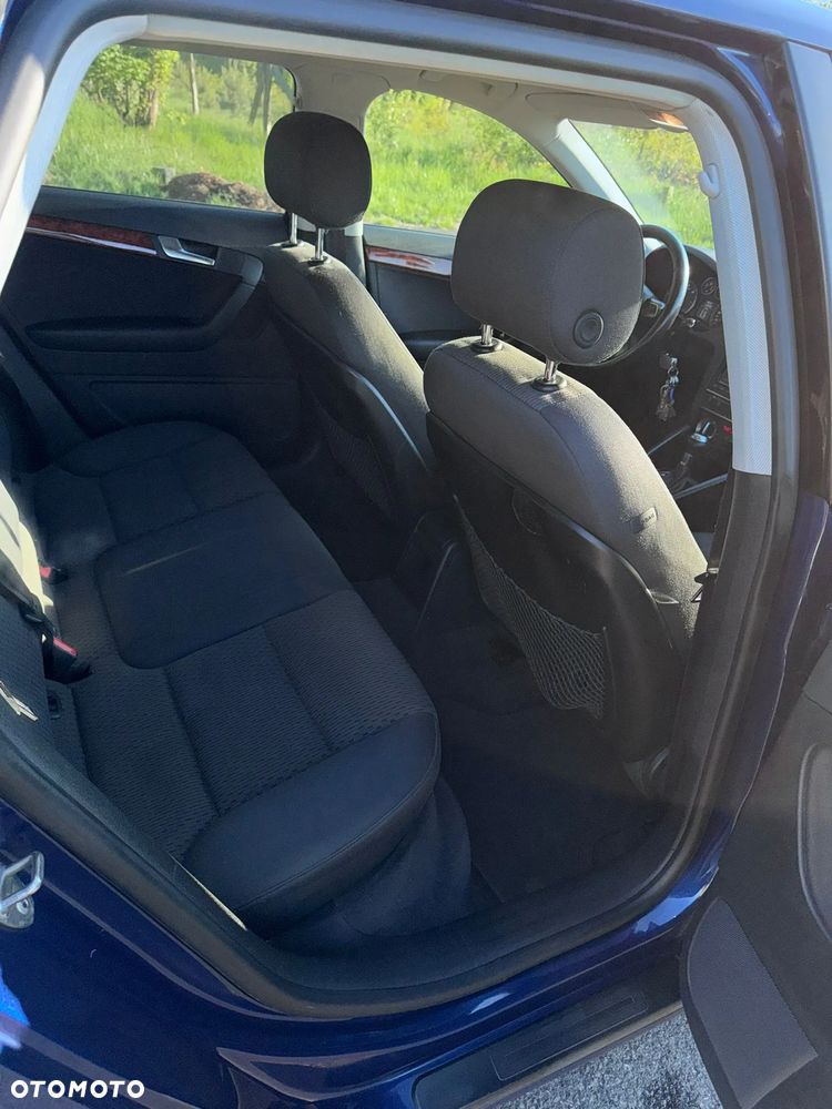Audi A3 Sportback 2.0 TDI DPF Ambiente S tronic - 8