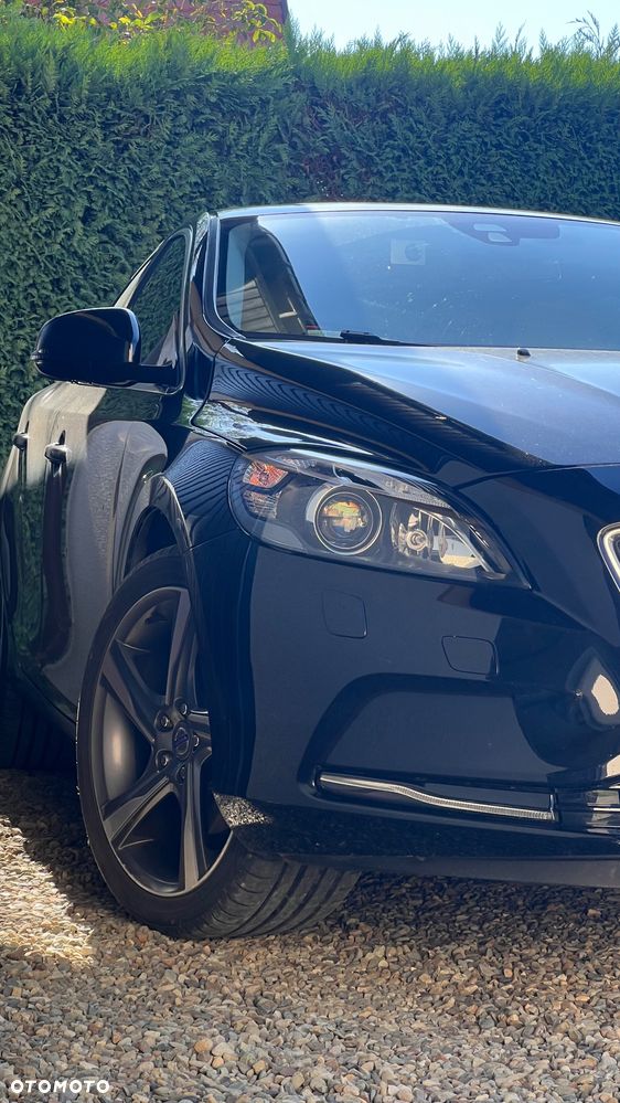 Volvo V40 T3 Momentum - 17