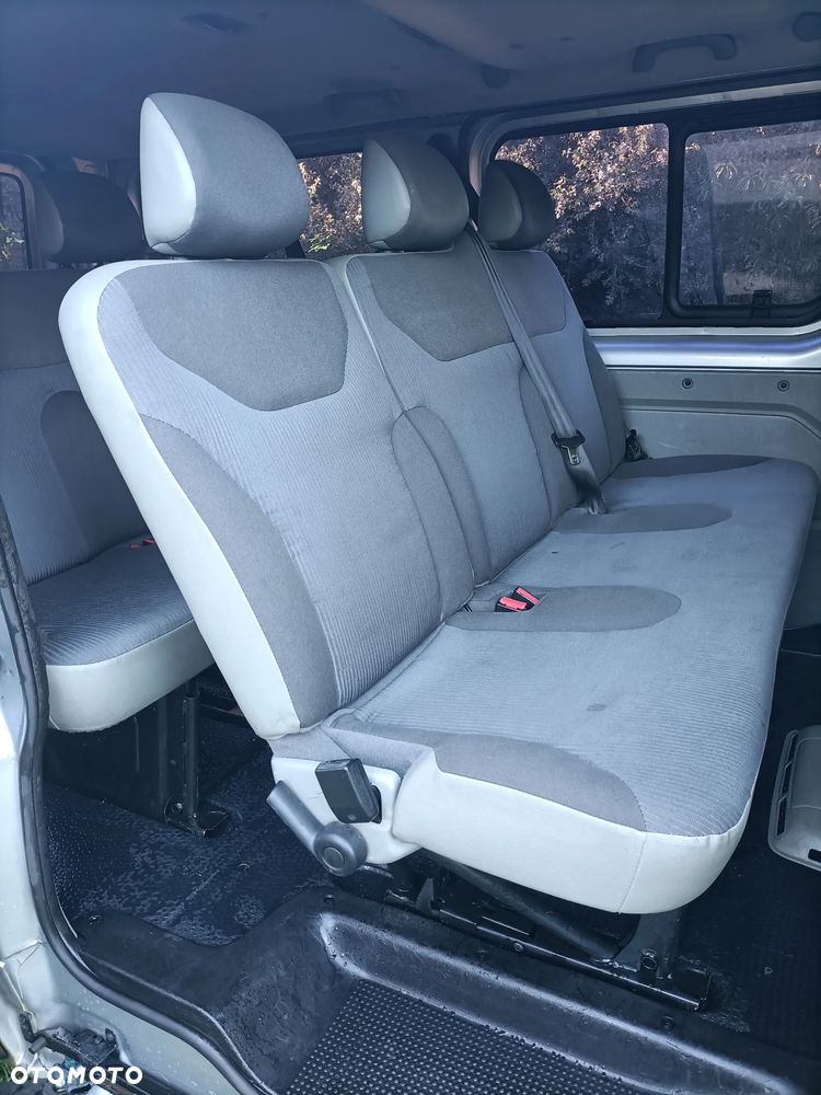 Opel Vivaro - 9