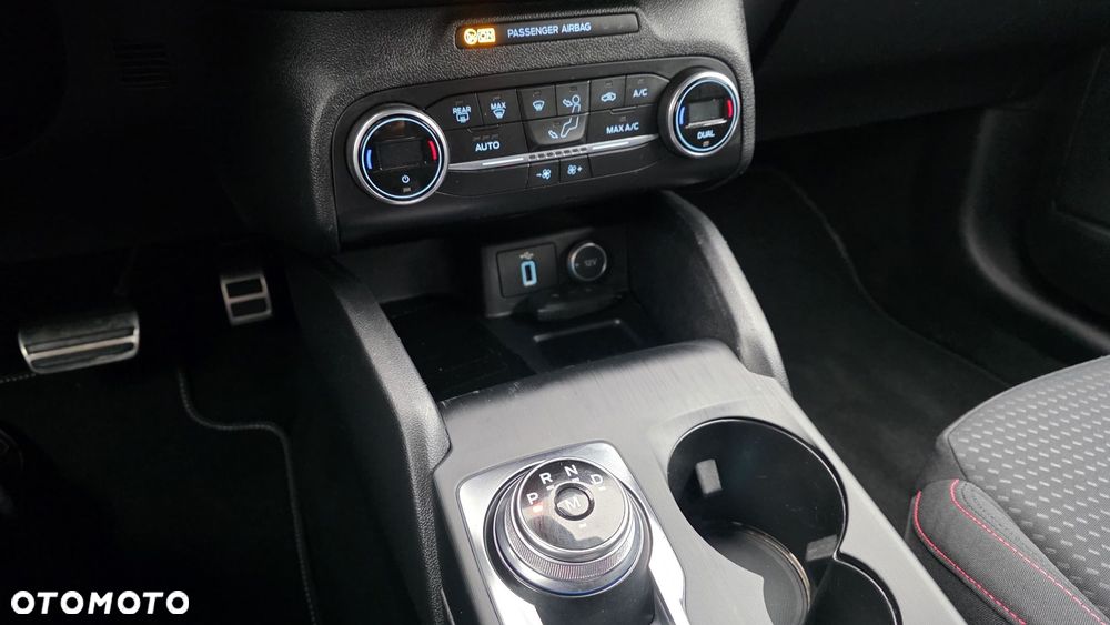 Ford Focus 1.5 EcoBlue Start-Stopp-System ST-LINE X - 30