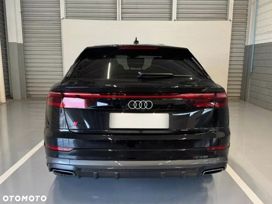 Audi Q8 - 2