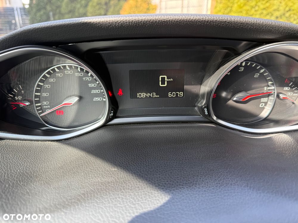 Peugeot 308 BlueHDi 120 Stop & Start Allure - 14