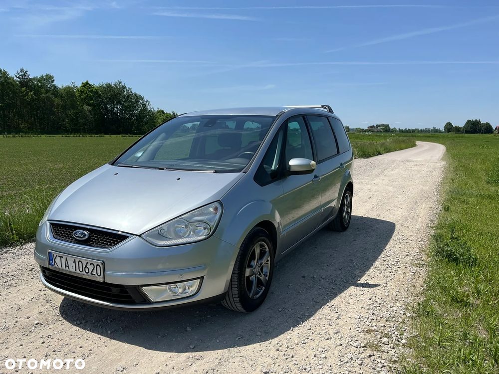 Ford Galaxy - 4