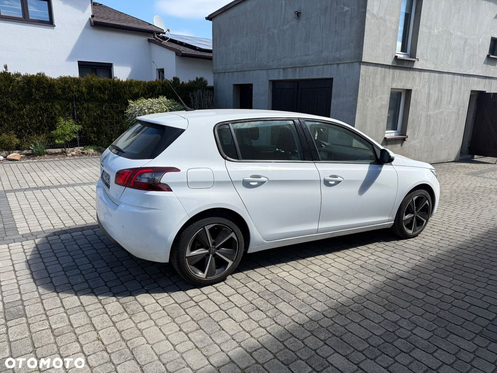 Peugeot 308 BlueHDi 120 EAT6 Stop & Start Allure - 3