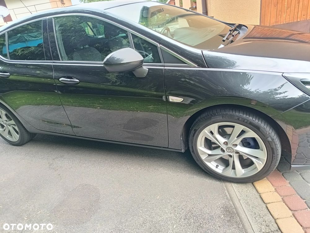 Opel Astra 1.6 BiTurbo D (CDTI) Start/Stop Dynamic - 4