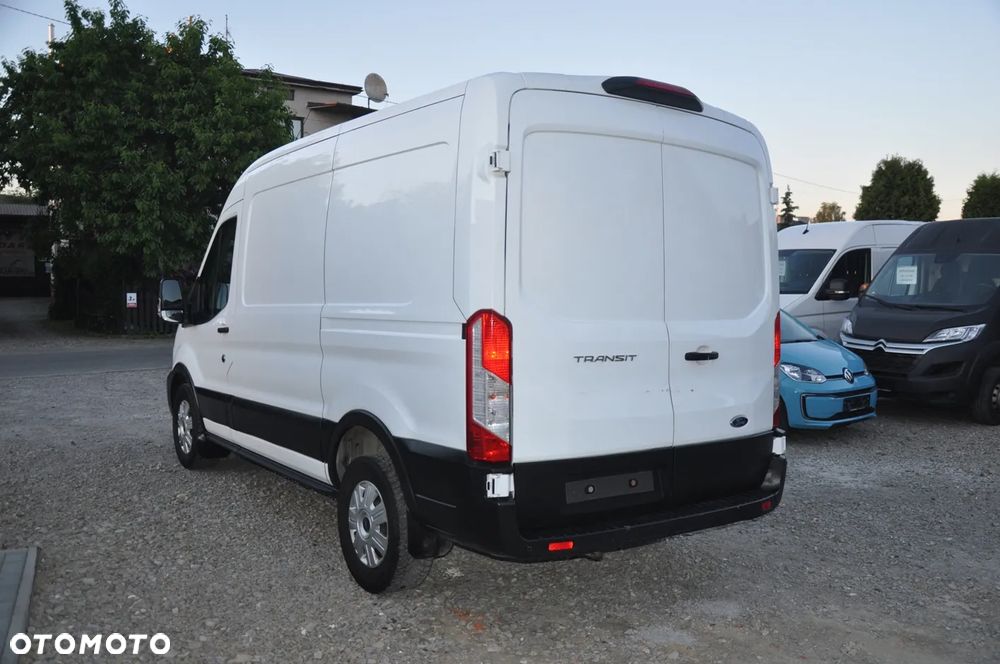 Ford Transit - 10