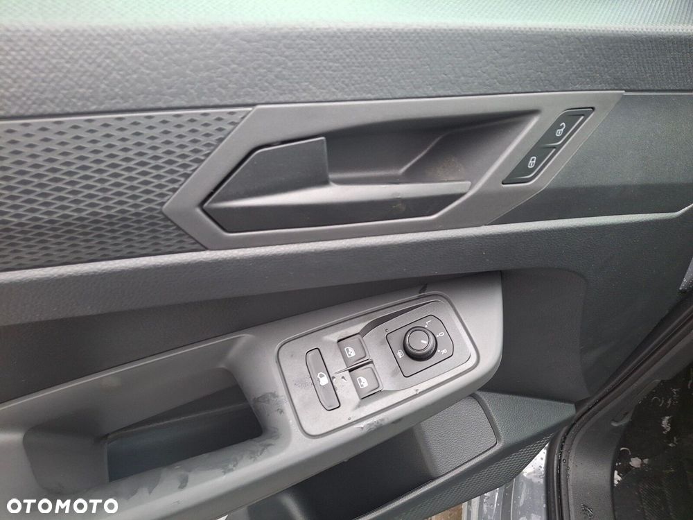 Volkswagen Caddy Maxi Cargo - 12