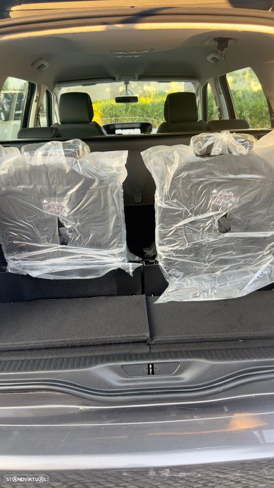 Citroën C4 Spacetourer PureTech 130 Stop&Start EAT8 SHINE - 17