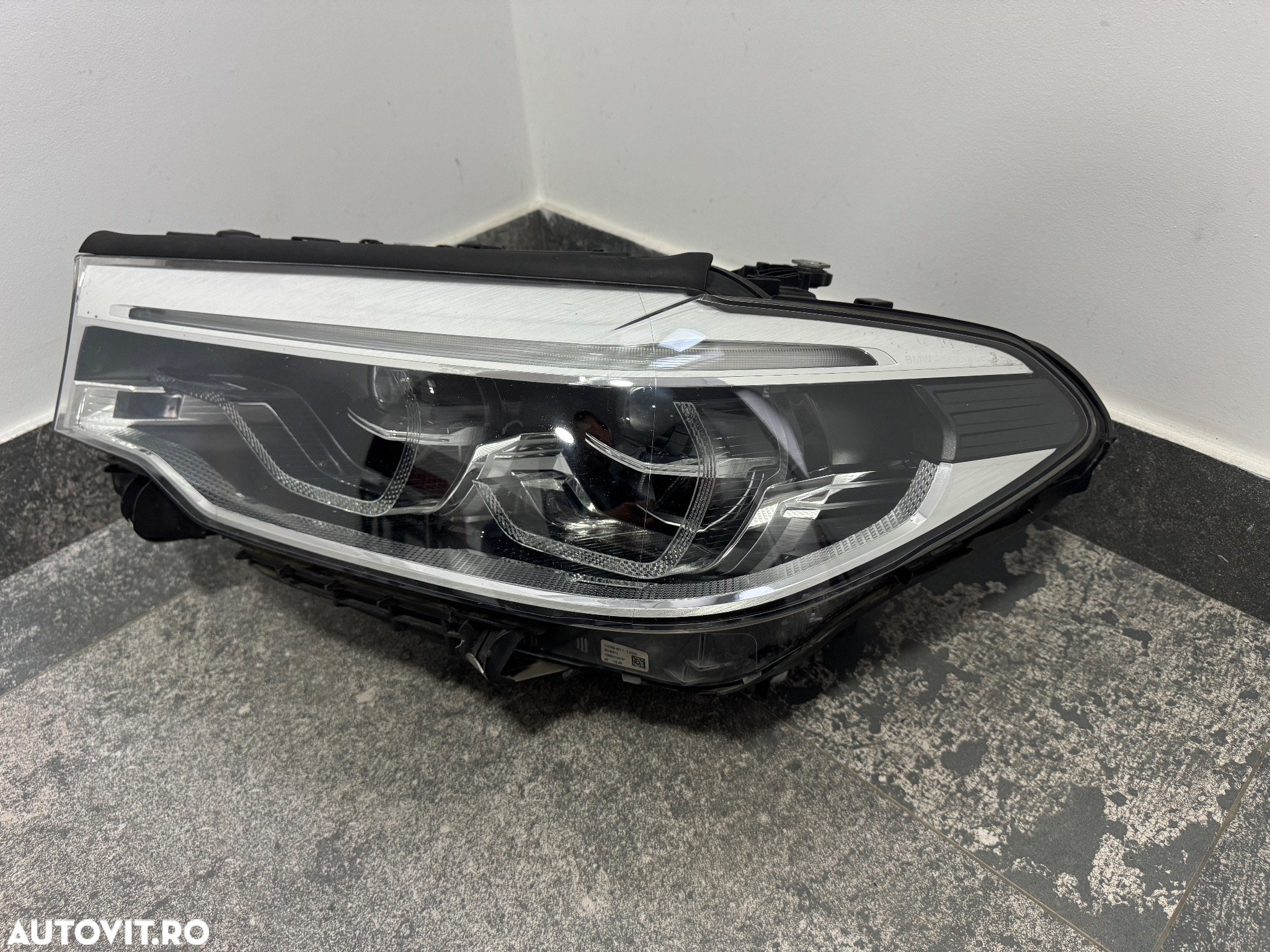 Far stanga bmw adaptive led g30 g31 - 2