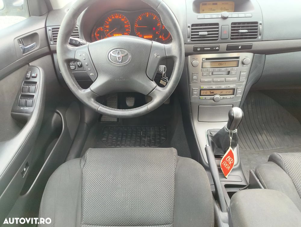 Toyota Avensis 2.0 D4D Sdn. Terra - 5