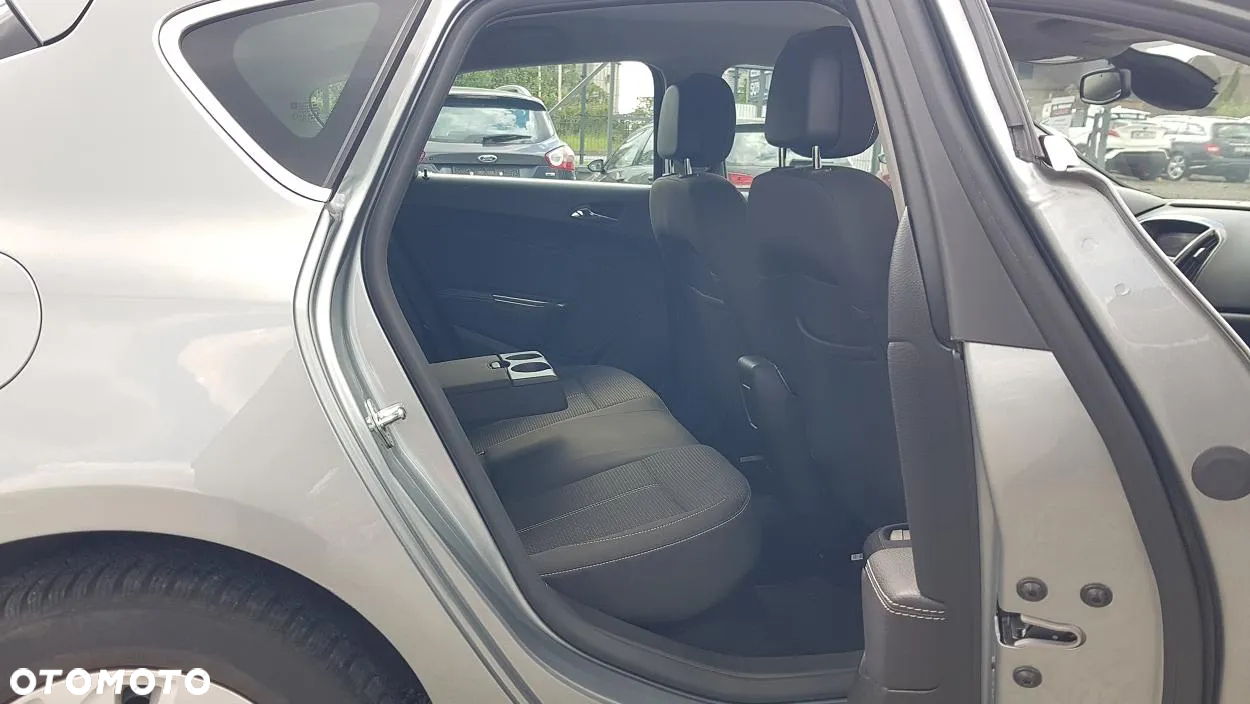 Opel Astra 1.7 CDTI DPF Edition Sport - 26