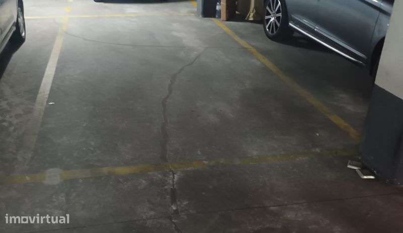 Arrendo estacionamento Benfica - Grande imagem: 3/3