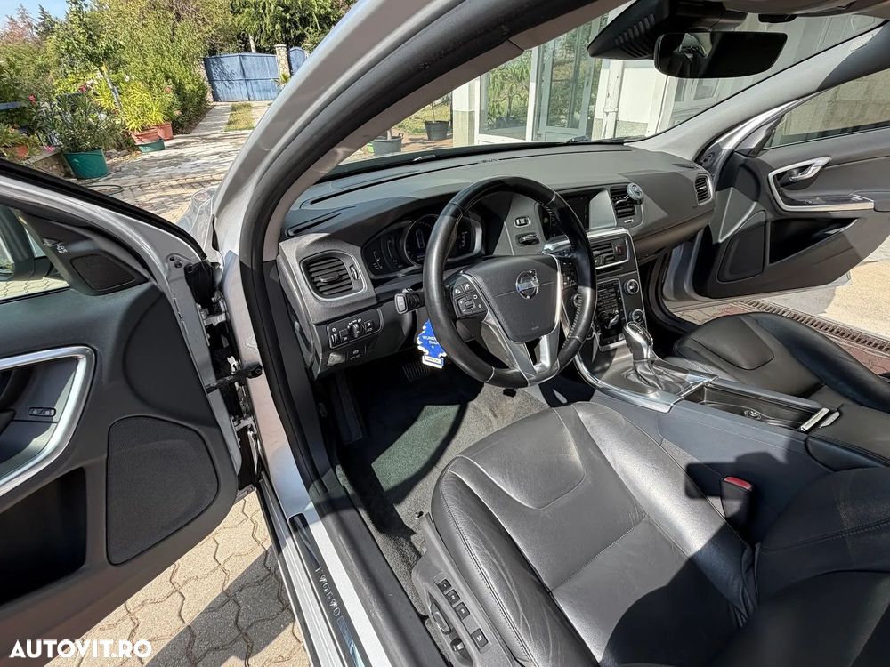 Volvo S60 D4 Geartronic - 18