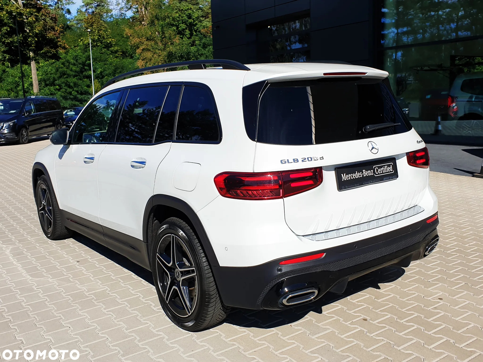 Mercedes-Benz GLB 200 d 4-Matic AMG Line 8G-DCT - 5