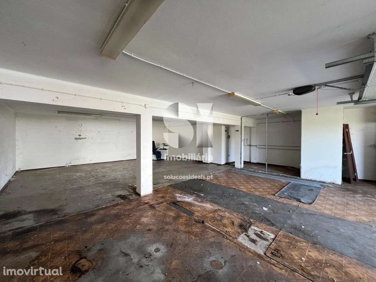 Armazém em Leiria - Grande imagem: 4/10