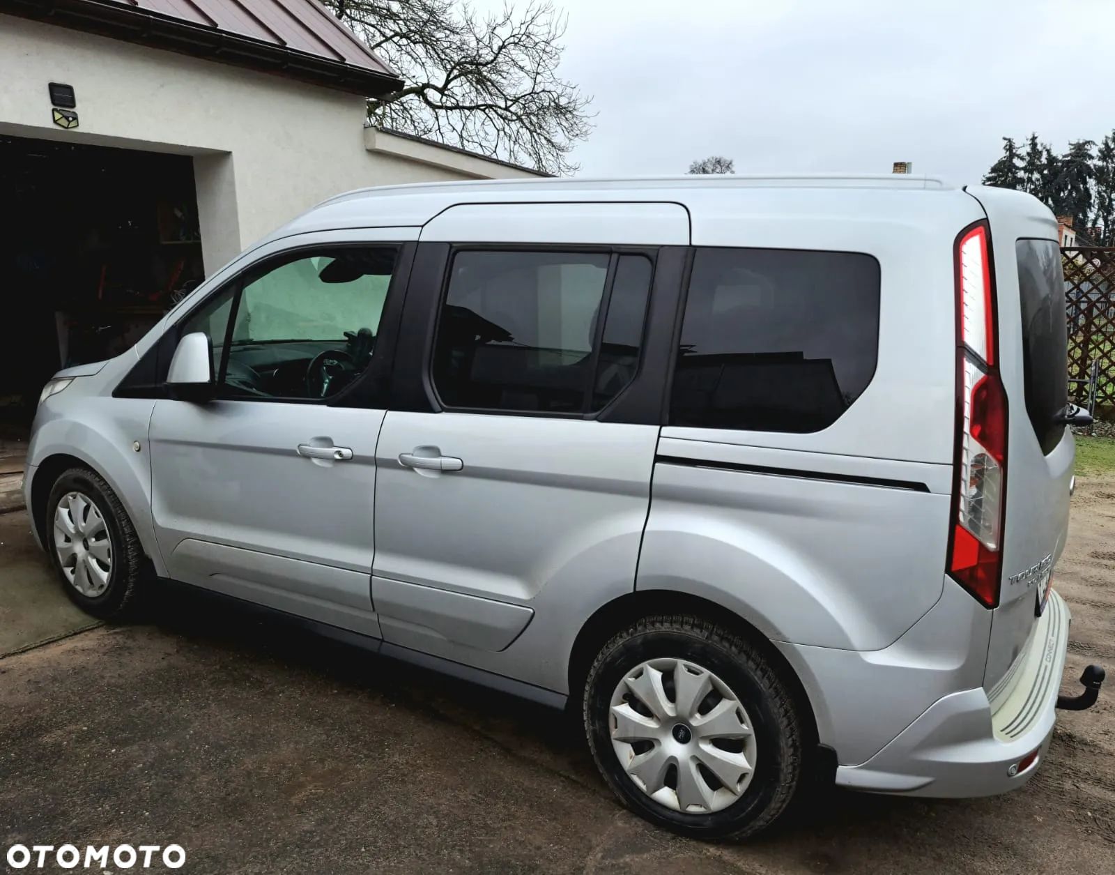 Ford Tourneo Connect - 1